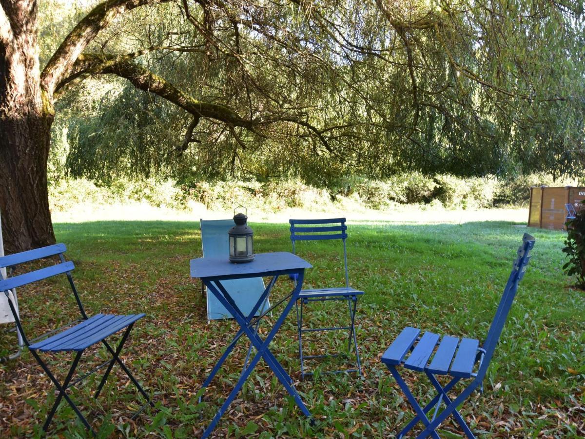 Cosy Holiday Home In Lantheuil With Garden Villefranche-du-Perigord Экстерьер фото