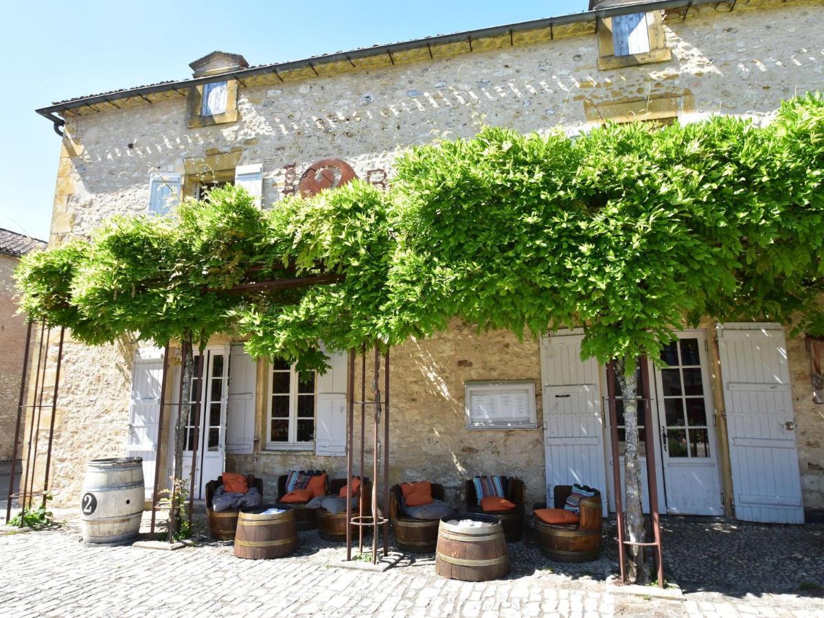 Cosy Holiday Home In Lantheuil With Garden Villefranche-du-Perigord Экстерьер фото
